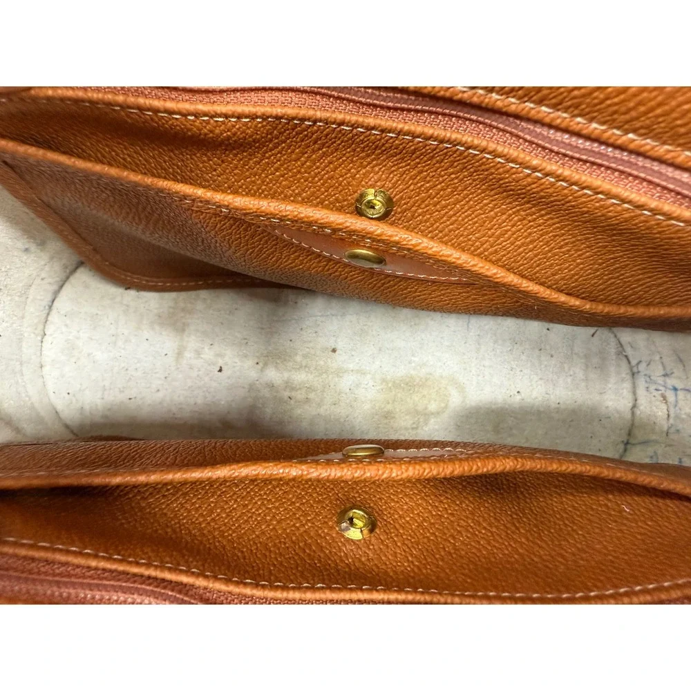 Dooney & Bourke pre owned